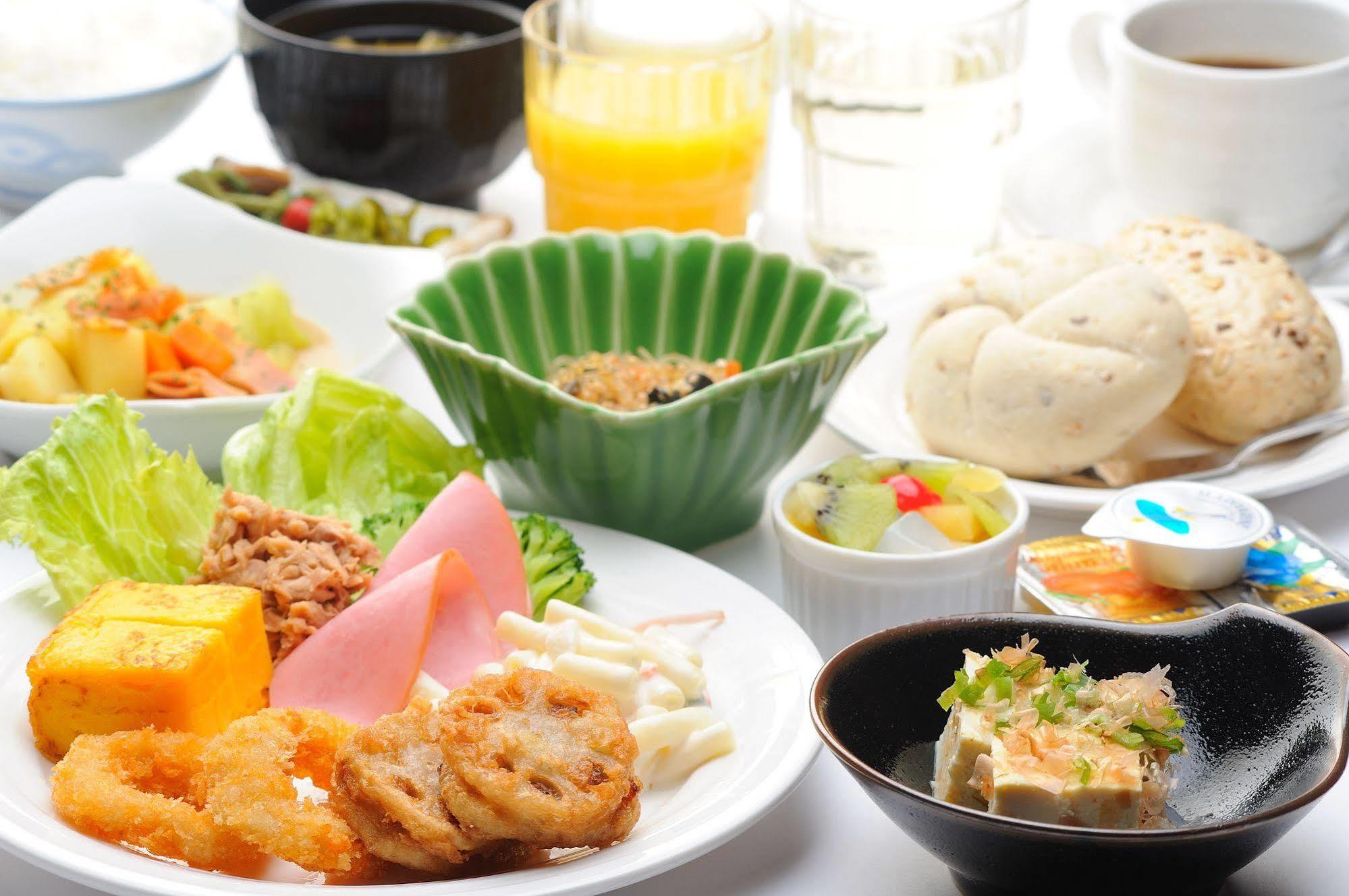 호텔 루트 인 코트 야마나시 외부 사진
